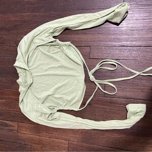 SHEIN Light Green Long Sleeve Crop Top